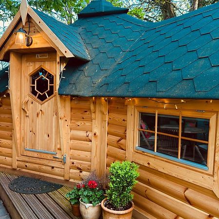 Stamford Meadows Glamping With Private Hot Tubs Hotel Ngoại thất bức ảnh