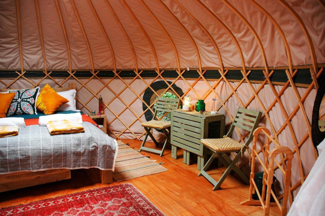 Stamford Meadows Glamping With Private Hot Tubs Hotel Ngoại thất bức ảnh