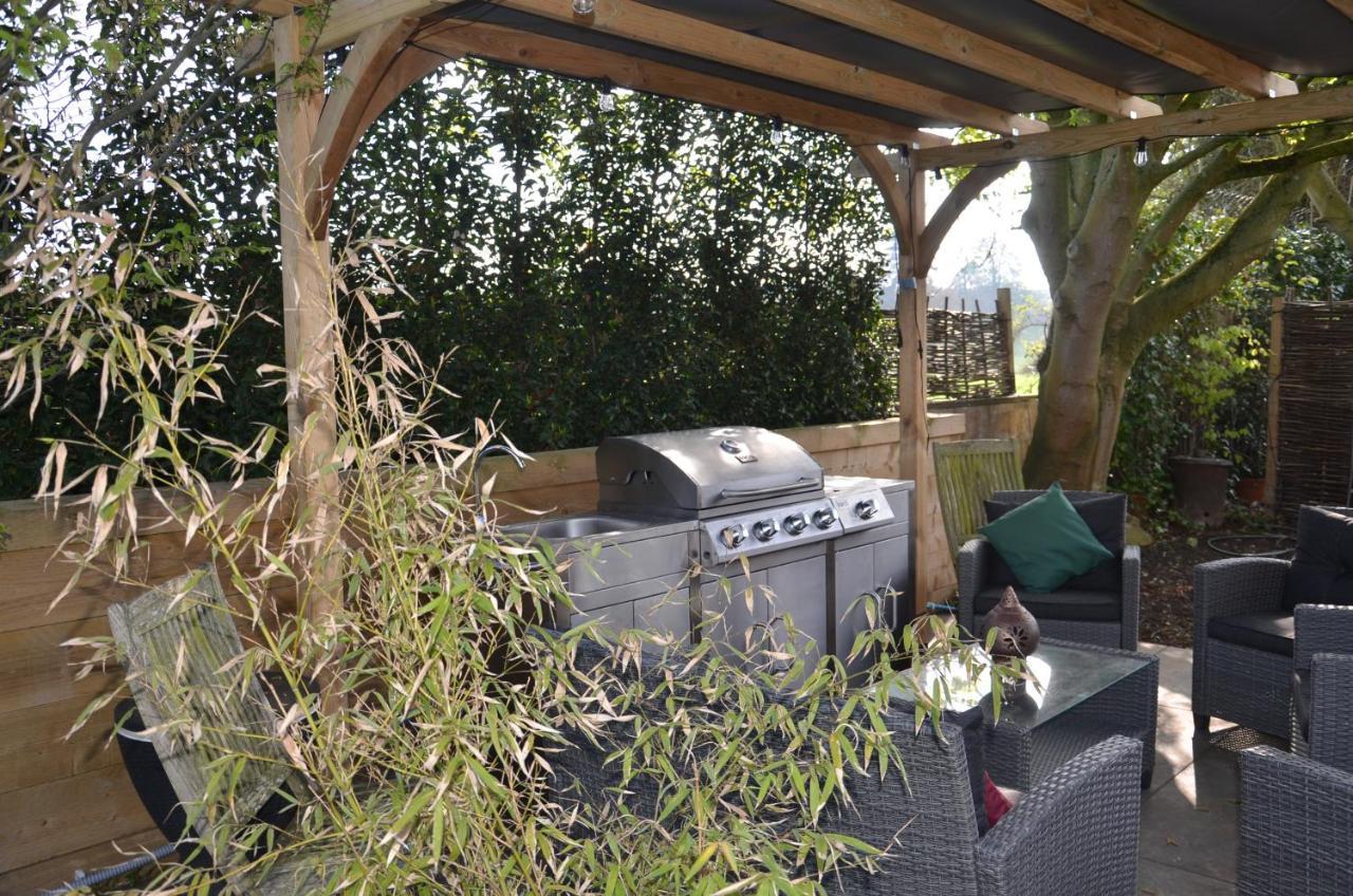 Stamford Meadows Glamping With Private Hot Tubs Hotel Ngoại thất bức ảnh