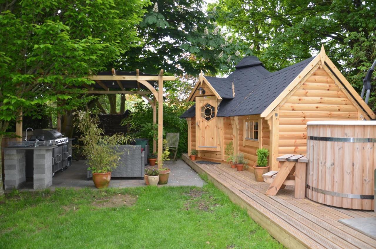 Stamford Meadows Glamping With Private Hot Tubs Hotel Ngoại thất bức ảnh